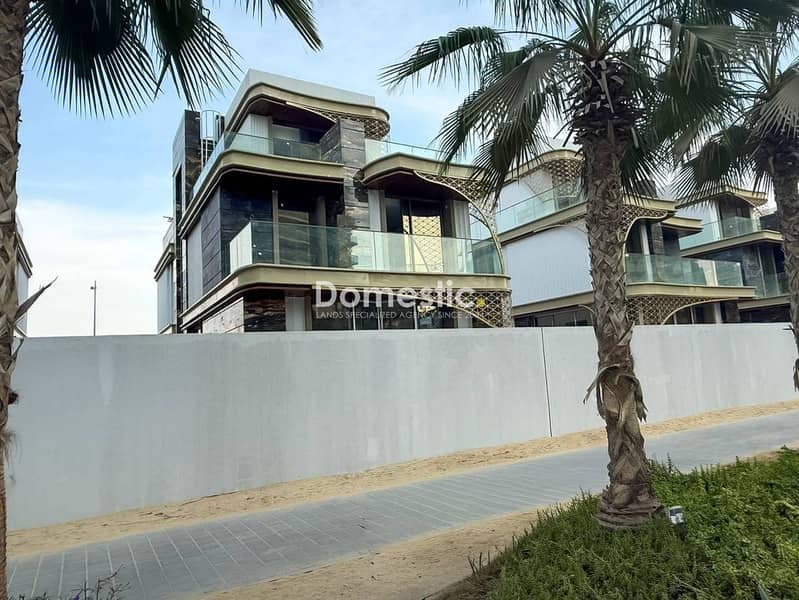 READY NEW | Ultra Luxury V31 G I Genuine Resale