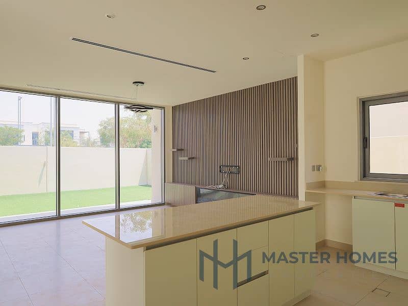 Well Maintained | Spacious | Ready to Move 4BHK