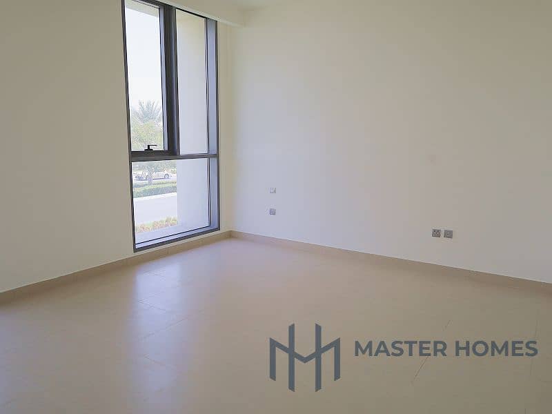 Well Maintained | Spacious | Ready to Move 4BHK - Image 9