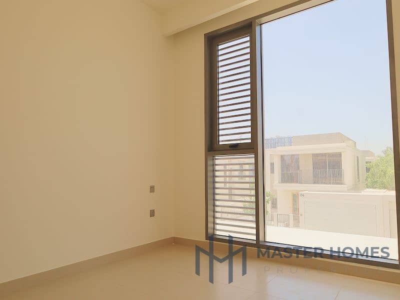 Well Maintained | Spacious | Ready to Move 4BHK - Image 10