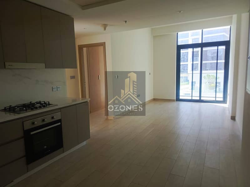 Chiller Free, Boulevard View, Ready 2 Move In