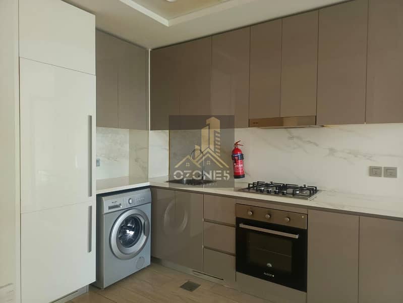 Chiller Free, Boulevard View, Ready 2 Move In