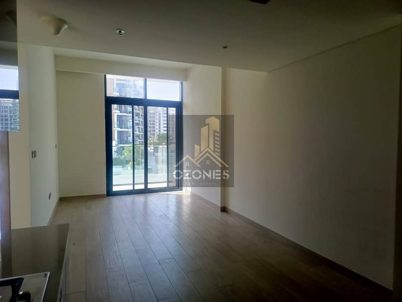 Chiller Free, Boulevard View, Ready 2 Move In