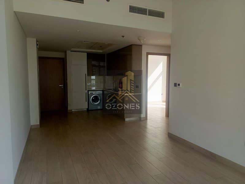 Chiller Free, Boulevard View, Ready 2 Move In - Image 6