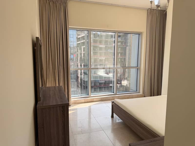 Fully Furnished | Ready to Move | Prime location - Image 9