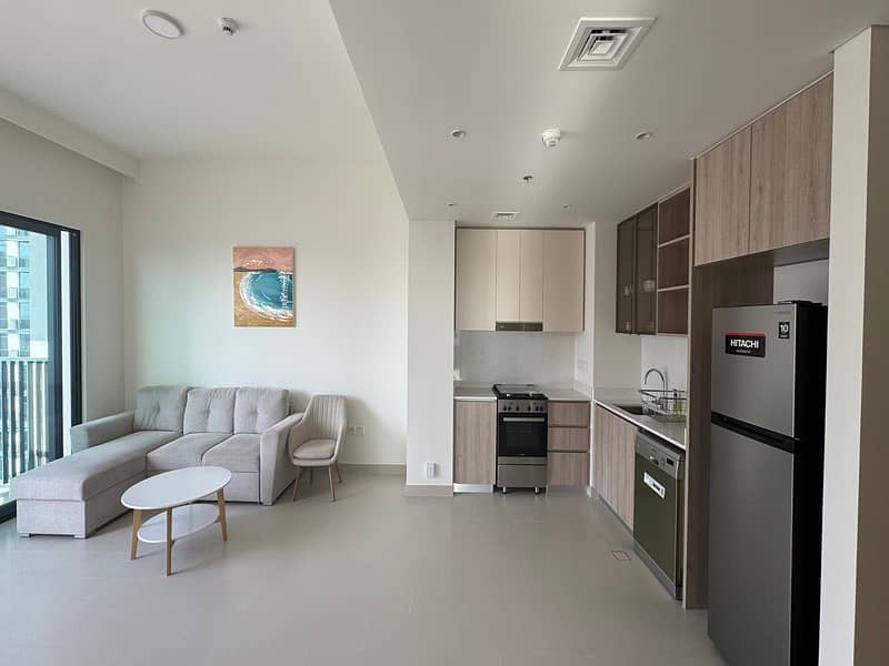 Kitchen Appliances | Furnished | Corner Unit