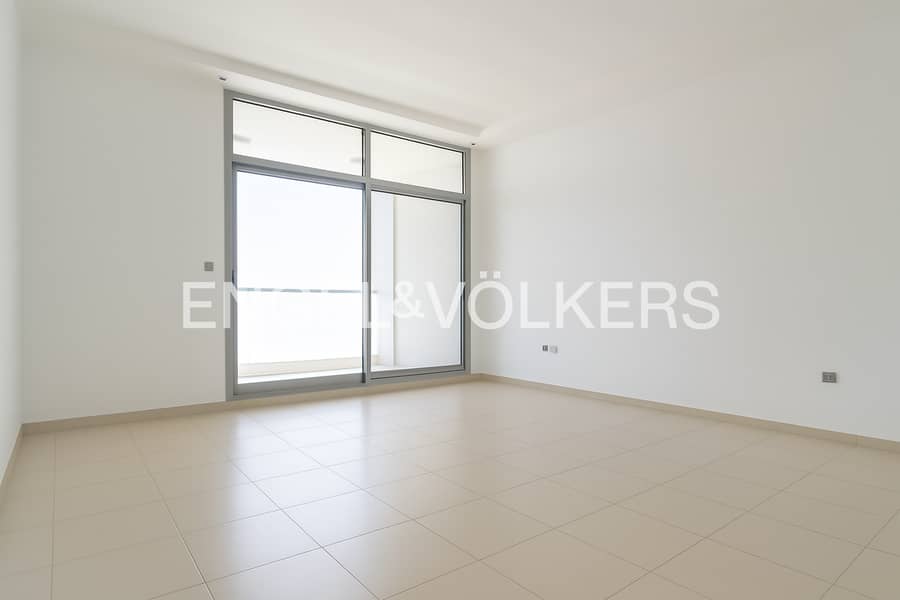 Unfurnished | Spacious Layout | Vacant - Image 7