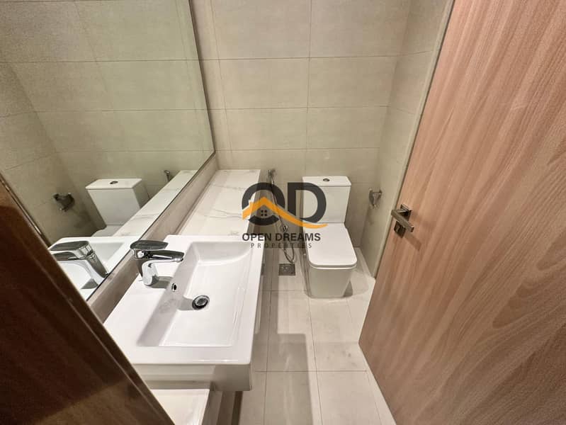 Big Size Studio | Chiller Free | Prime Location - Image 8