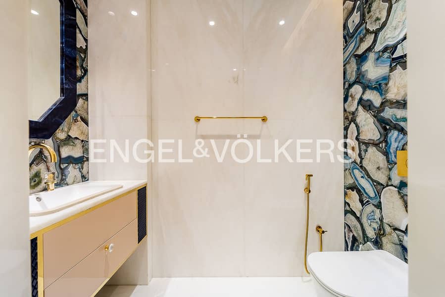 Very High Floor | Custom Made | Dual Views - Image 22