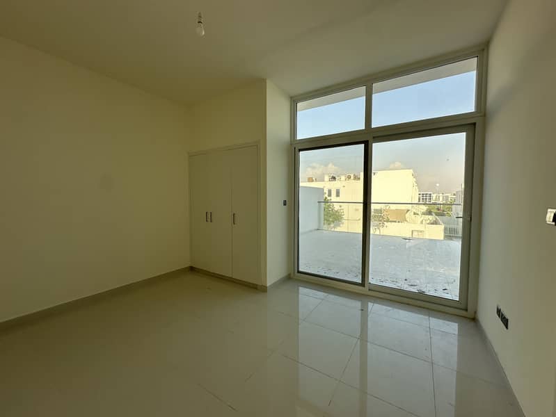 Large BUA | Negotiable | Maid Room | Vacant - Image 9