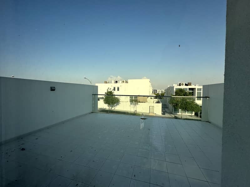 Large BUA | Negotiable | Maid Room | Vacant - Image 10