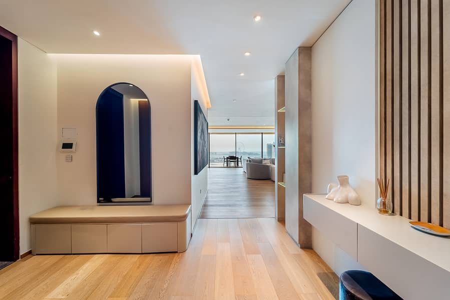 Fully Furnished | Ultra Luxury | Beachfront Living - Image 15