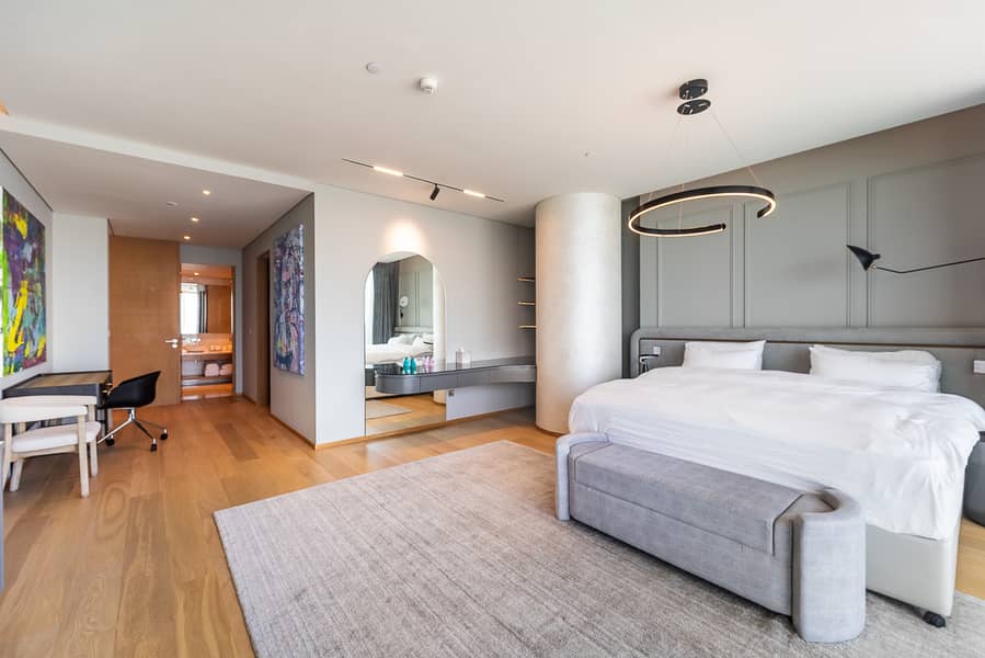 Fully Furnished | Ultra Luxury | Beachfront Living - Image 18