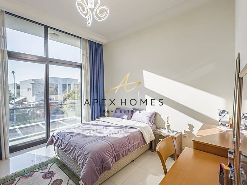 Single Row | Upgraded | Vacant - Image 22