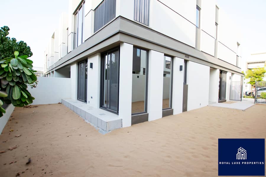 A peaceful neighbourhood I New I Vacant