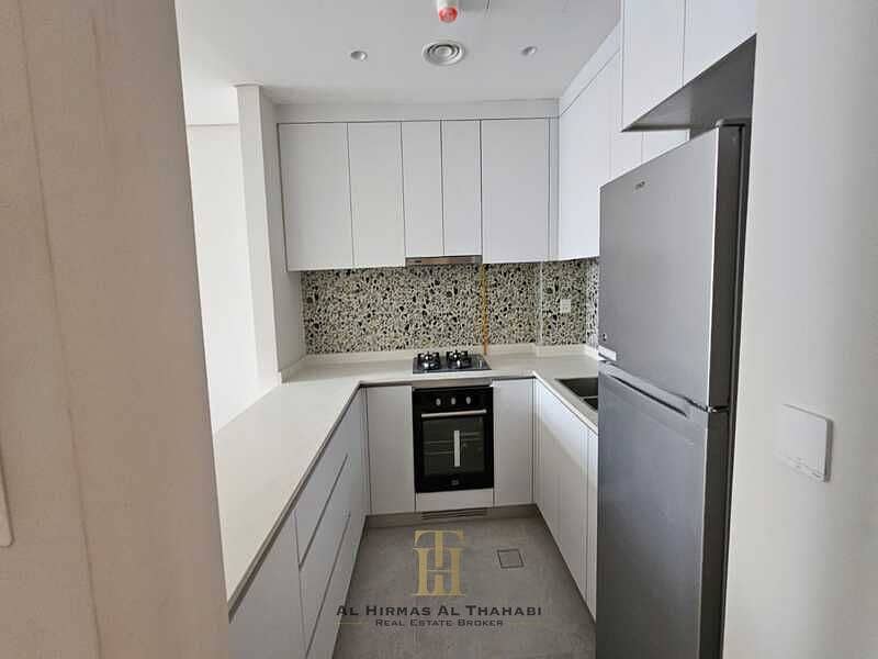 New community / Luxury Furnished 1BR / Prime Area - Image 11