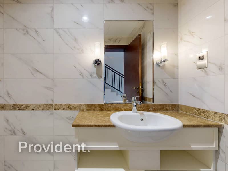 Corner Unit | Full Privacy | 0 Commission - Image 6