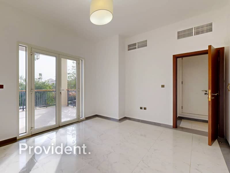 Corner Unit | Full Privacy | 0 Commission - Image 19
