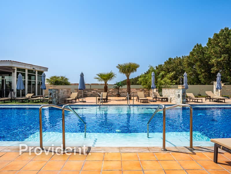 Corner Unit | Full Privacy | 0 Commission - Image 30