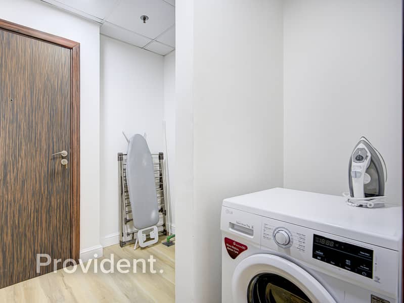 Luxury Living | High Floor | Stunning Marina View - Image 8