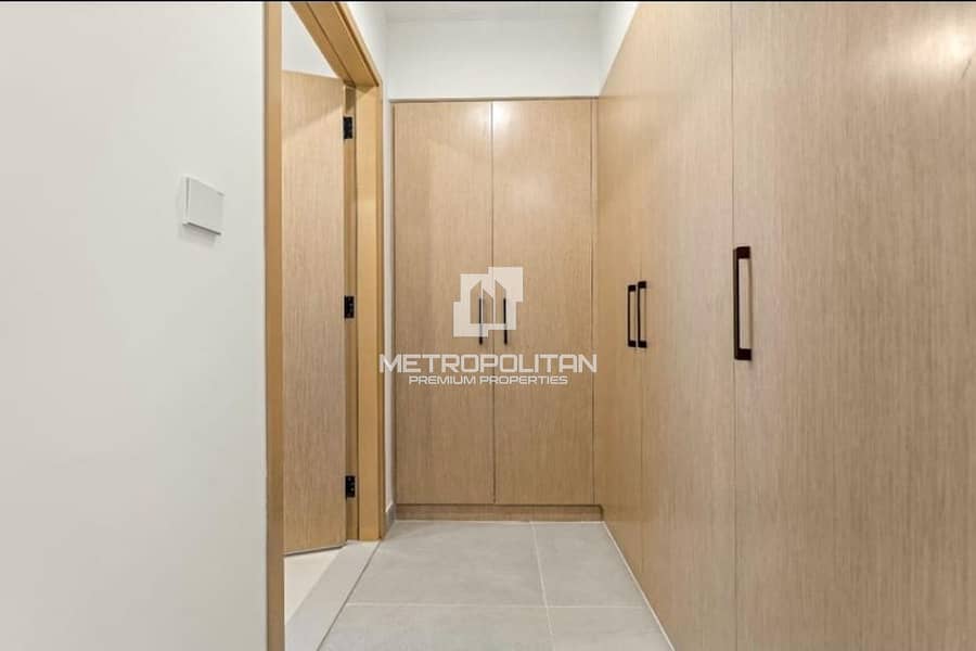 Close to Amenities | Vacant Now | Single Row - Image 10