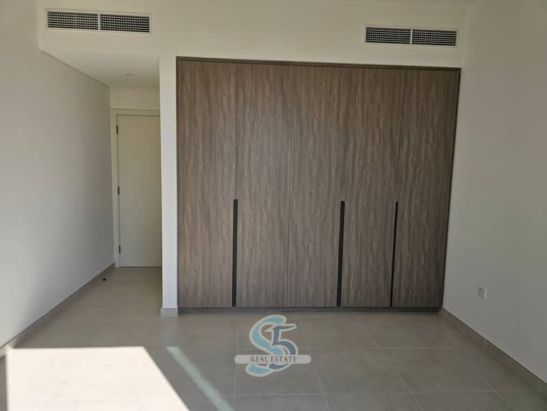 BRAND NEW | PARK FACING | CLOSE TO GYM/POOL