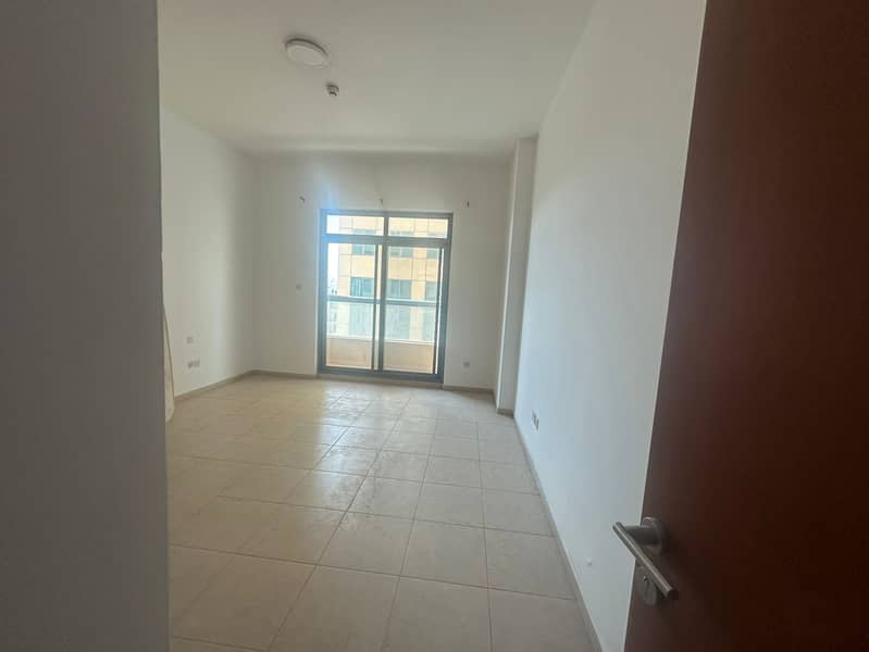 Spacious 1 Bedroom Apartment in DSO | Great Price | Ready to Move