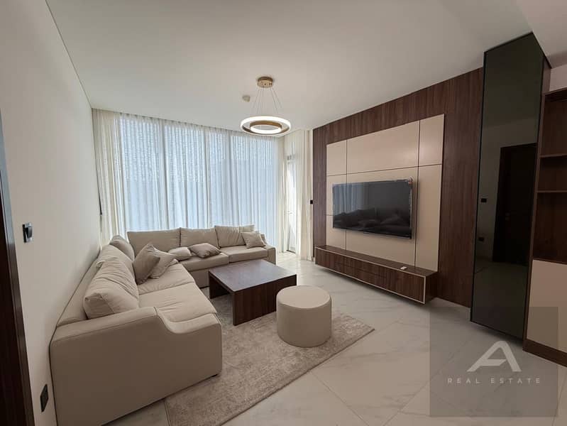 Elegant 3Bhk+MaidsRoom+5Bath|Fully Furnished | Brandnew