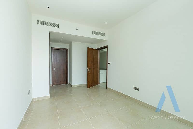 Full Marina View | Large Layout | High Floor - Image 11