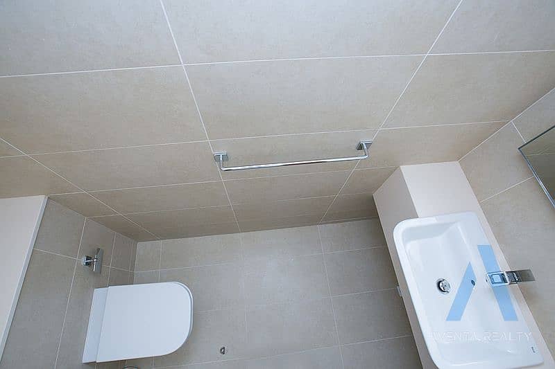 Full Marina View | Large Layout | High Floor - Image 15