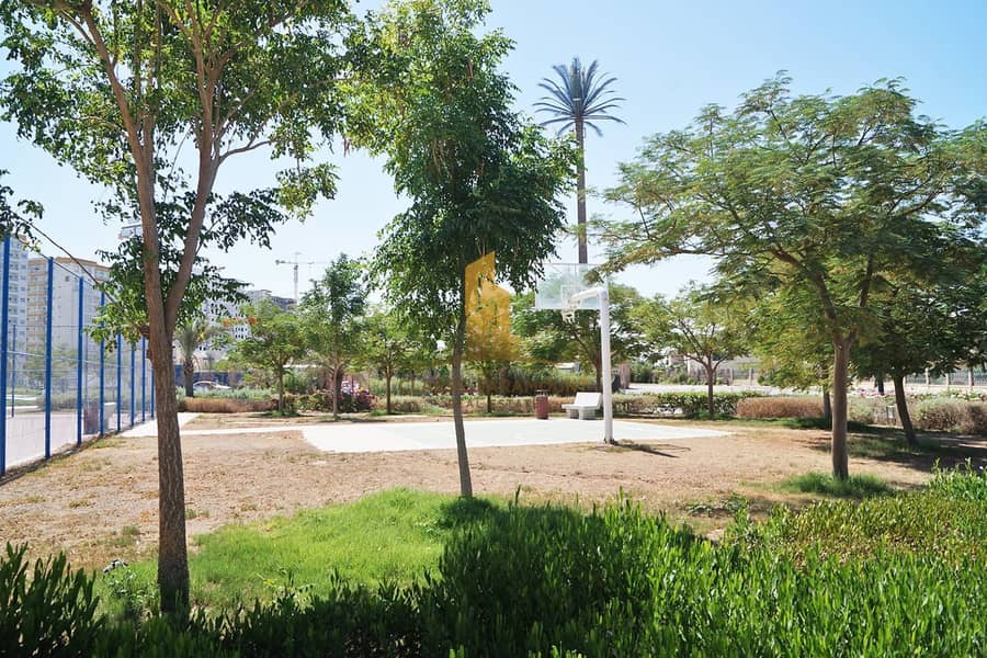 Modern 1-Bedroom Apartment for Sale Sinbad - Image 12