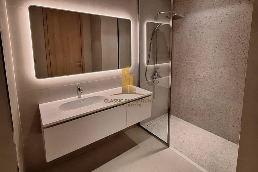 Modern 1-Bedroom Apartment for Sale Sinbad - Image 14