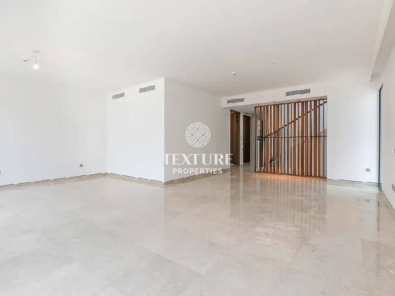 Near to Pool and Park | Corner Unit