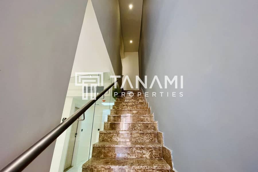 BRAND NEW I 1 BHK LOFT TYPE | PRIVATE GARDEN - Image 7