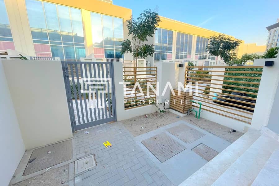 BRAND NEW I 1 BHK LOFT TYPE | PRIVATE GARDEN - Image 9