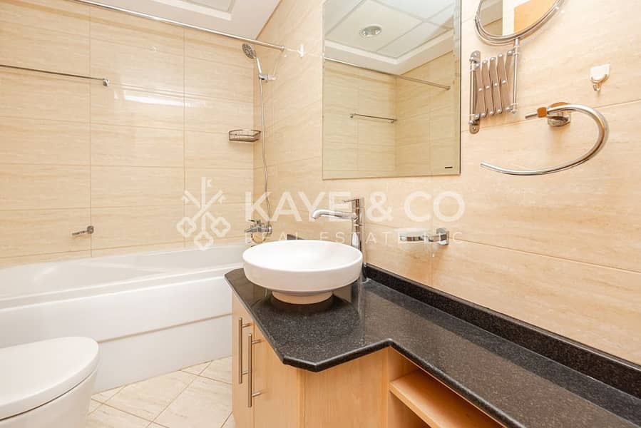 Dubai Marina View | Upgraded | Equipped Kitchen - Image 8