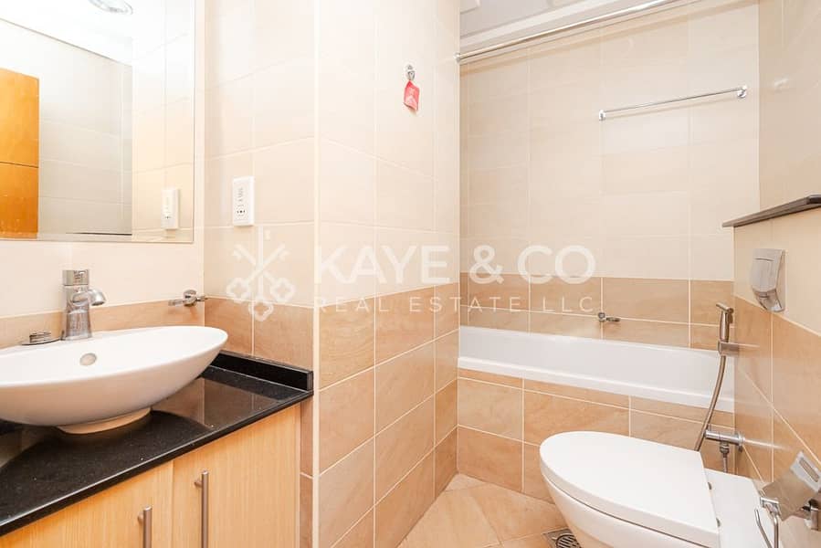 Dubai Marina View | Upgraded | Equipped Kitchen - Image 17