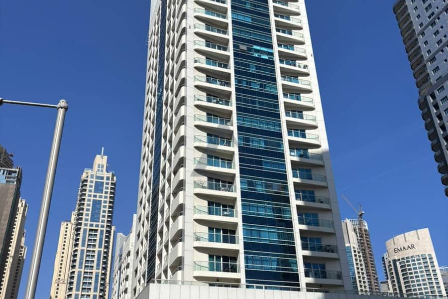 Ready to move in| Walking distance from DMCC metro| Near to Marina Mall - Image 12