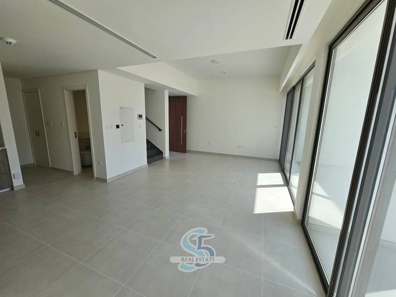 BRAND NEW | PARK FACING | CLOSE TO GYM/POOL - Image 18