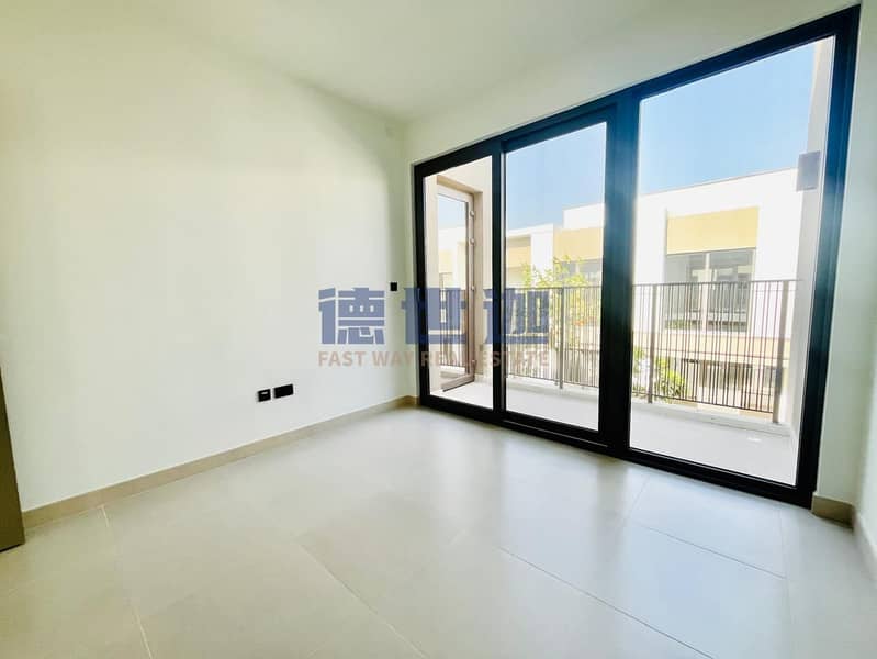 LANDSCAPED | VACANT | WITH KITCHEN APPLIANCES