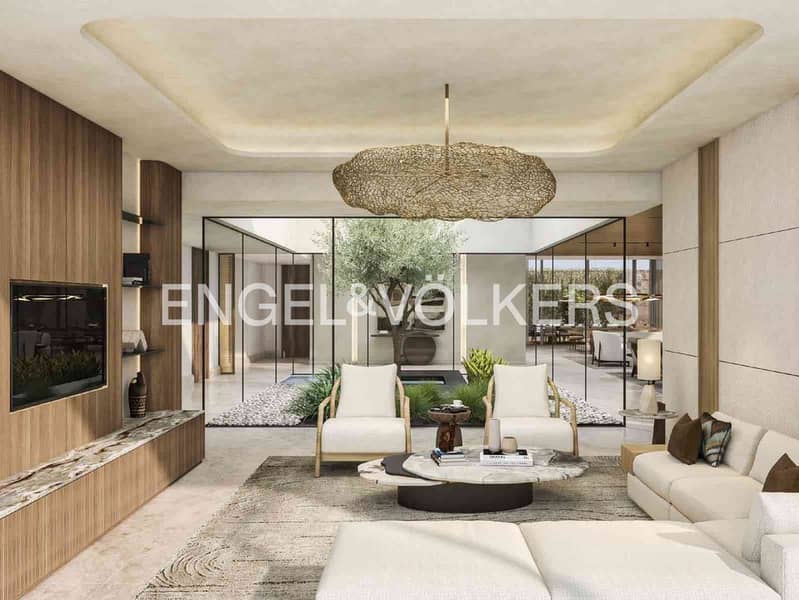 A Masterpiece of Waterfront Living | 4 Beds | 1/28