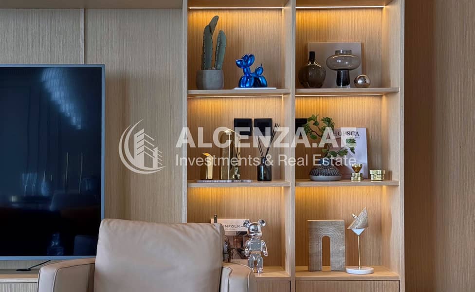 Luxury Furnished 2BR | Prime Location | Sea View - Image 8