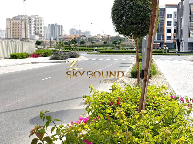 Brand New | Fully Furnished | Premium 1 BHK at Liwan Entrance