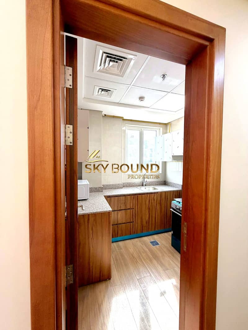 Brand New | Fully Furnished | Premium 1 BHK at Liwan Entrance - Image 12