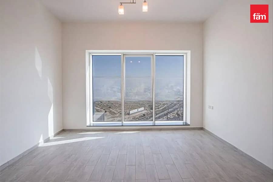 Park View | Higher Floor | Maids Room - Image 12