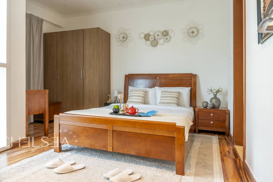 VACANT | NICELY FURNISHED | MID FLOOR - Image 9