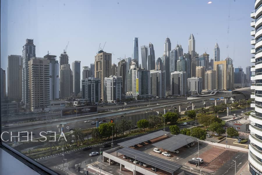 VACANT | NICELY FURNISHED | MID FLOOR - Image 14