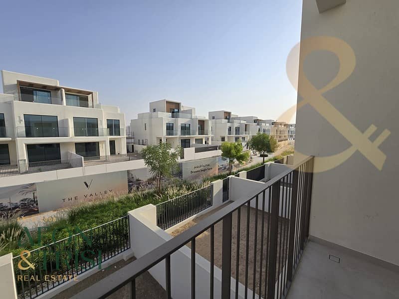 Stunning Landscaped Corner Plot | Premium Location - Image 11