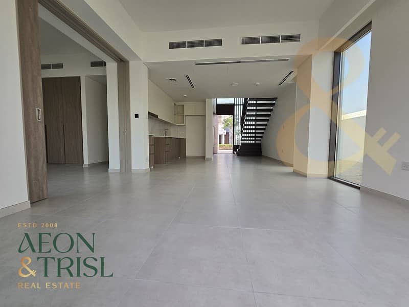 Stunning Landscaped Corner Plot | Premium Location - Image 13