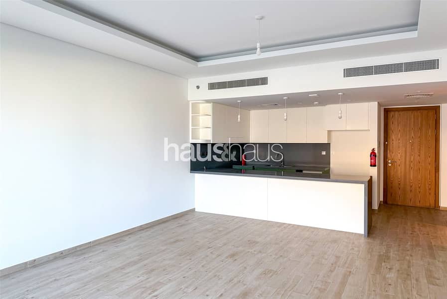 Low Floor | Wide Balcony | Central Park View